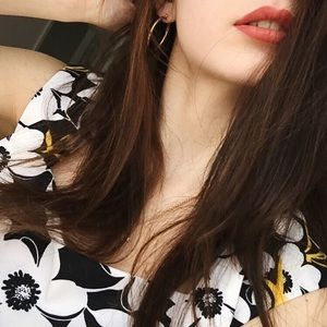 Meet your Posher, Sasha